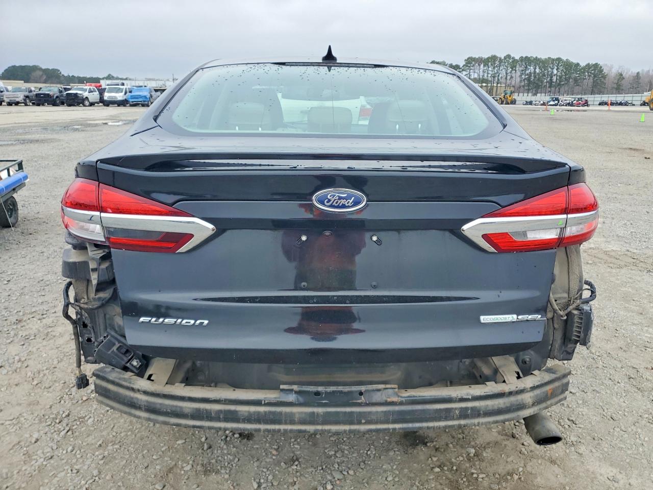 2019 FORD FUSION SEL photo 16