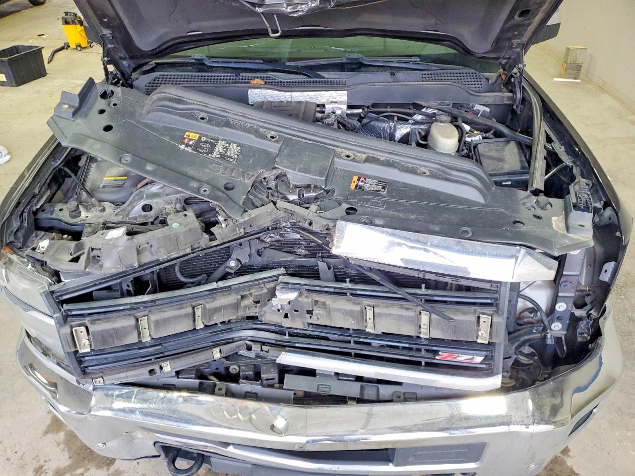 2015 CHEVROLET SILVERADO K2500 HEAVY DUTY LTZ photo 21
