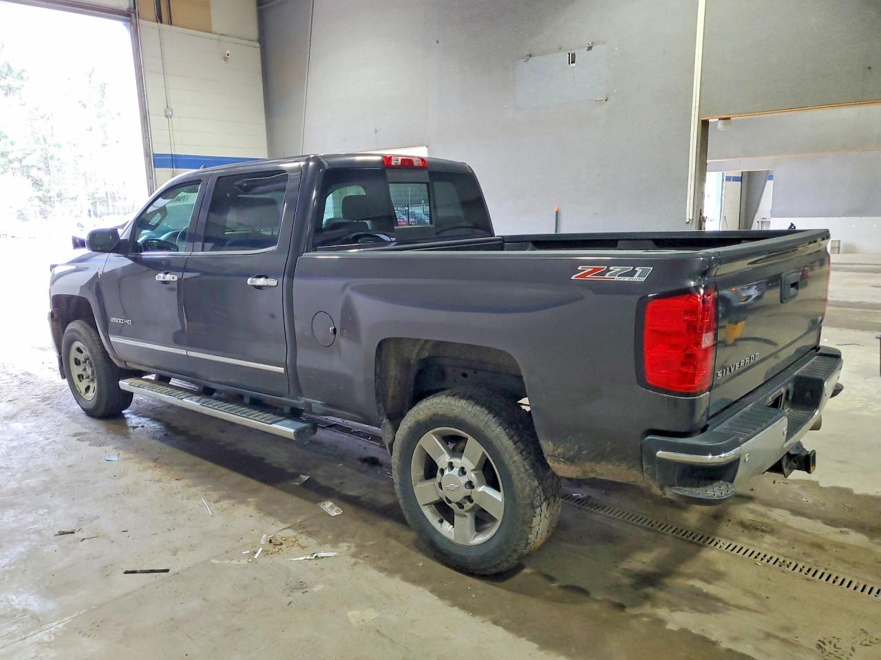 2015 CHEVROLET SILVERADO K2500 HEAVY DUTY LTZ photo 3
