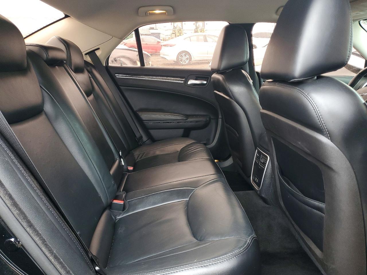 2015 CHRYSLER 300 LIMITED photo 10