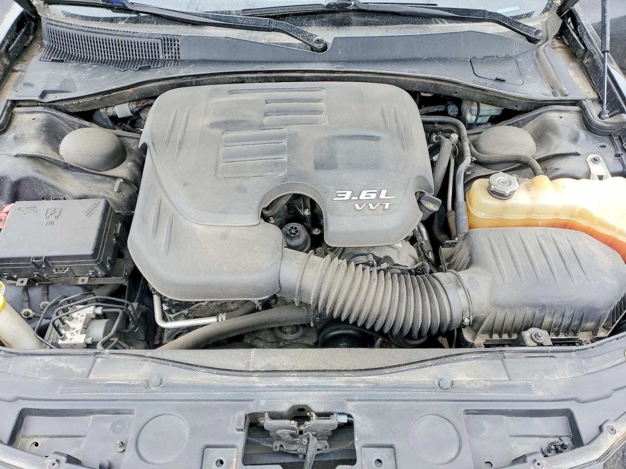 2015 CHRYSLER 300 LIMITED photo 11