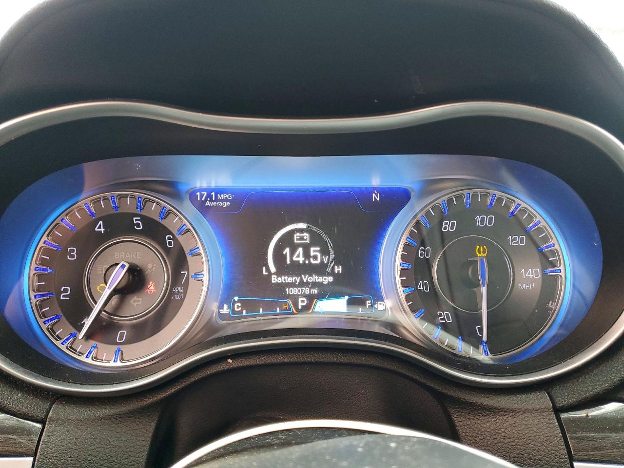 2015 CHRYSLER 300 LIMITED photo 9