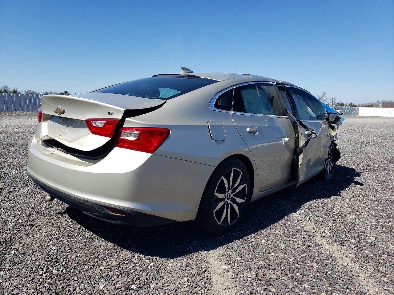 2016 CHEVROLET MALIBU LT photo 8