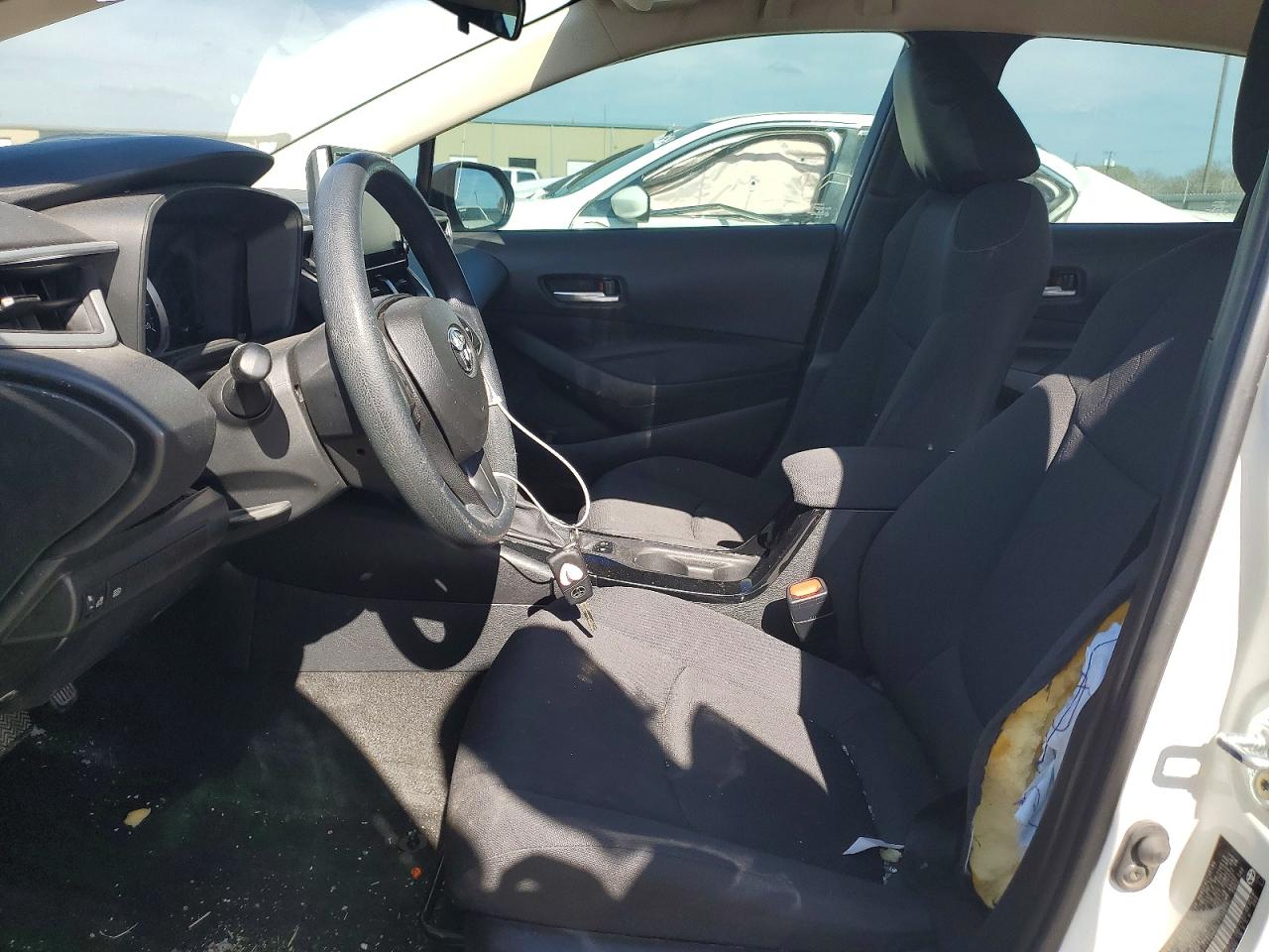 2020 TOYOTA COROLLA LE photo 7