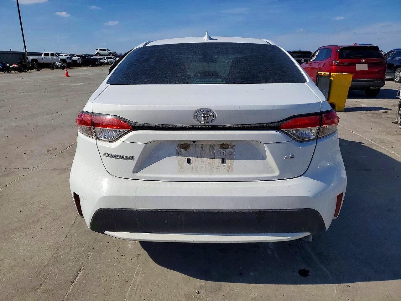2020 TOYOTA COROLLA LE photo 6