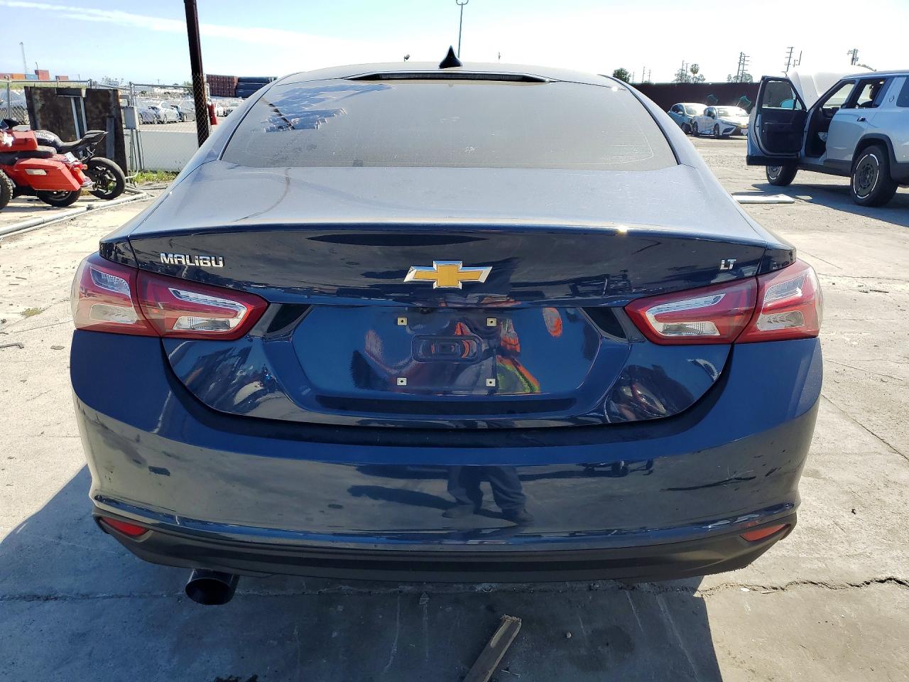 2022 CHEVROLET MALIBU LT photo 11