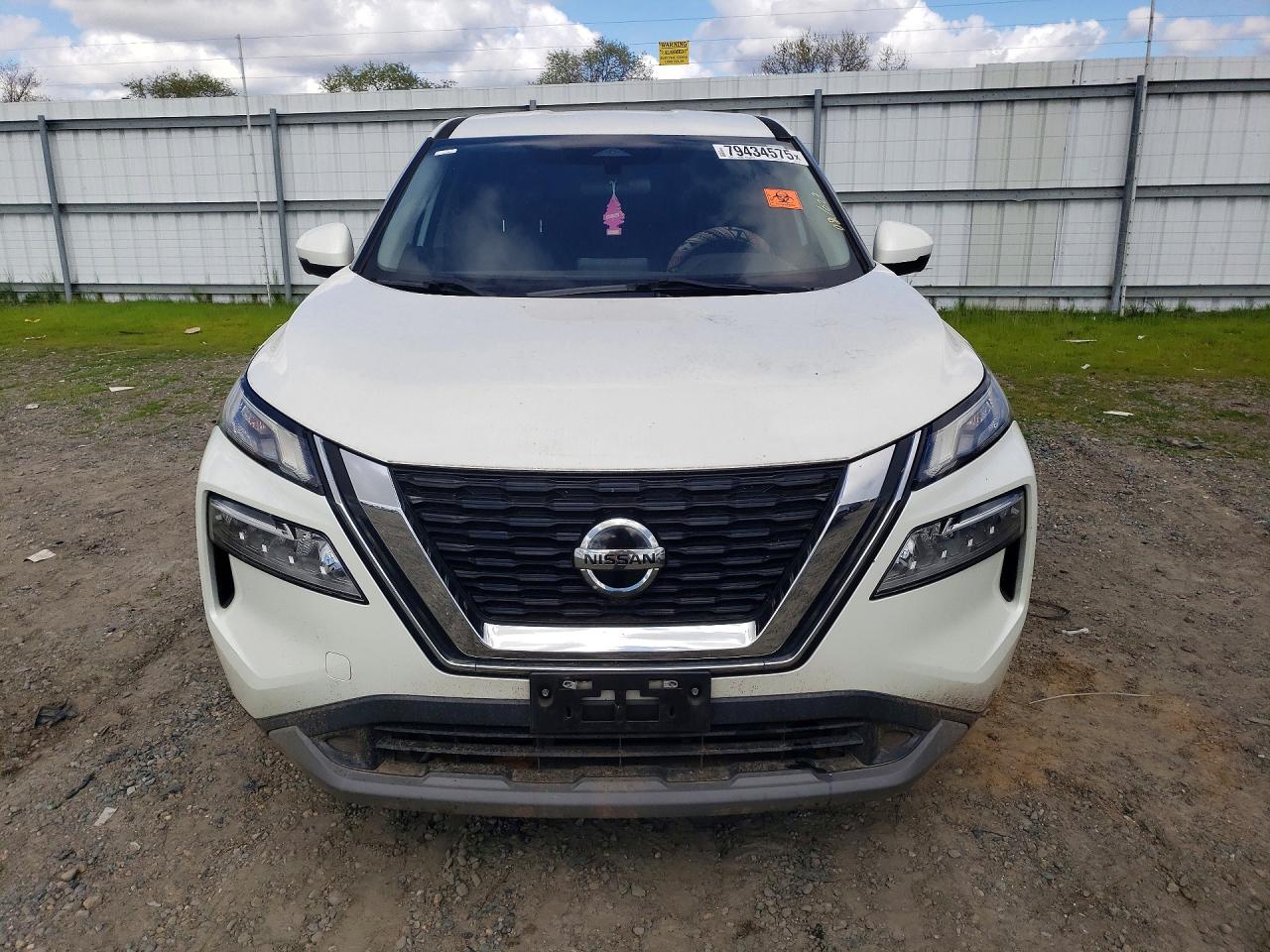 2021 NISSAN ROGUE SV photo 9