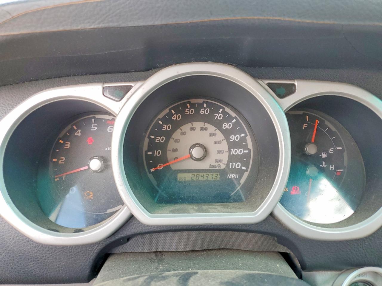 2005 TOYOTA 4RUNNER SR5 photo 9