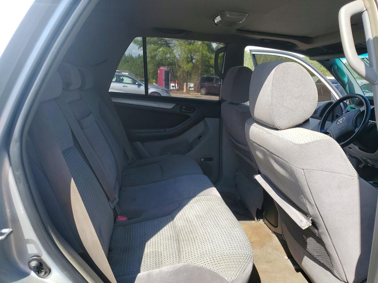 2005 TOYOTA 4RUNNER SR5 photo 10