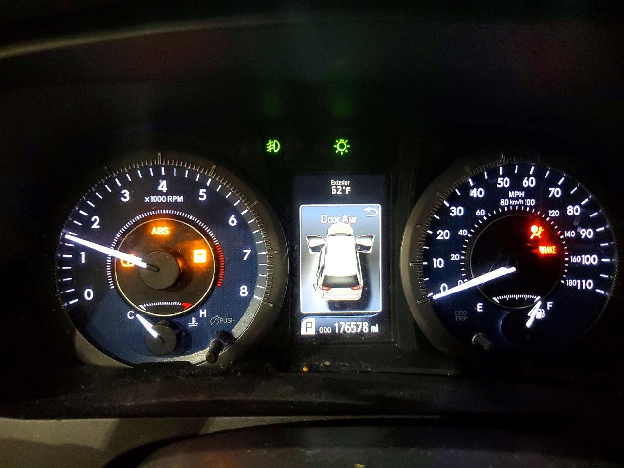 2015 TOYOTA SIENNA XLE PREMIUM 8-PASSENGER photo 17