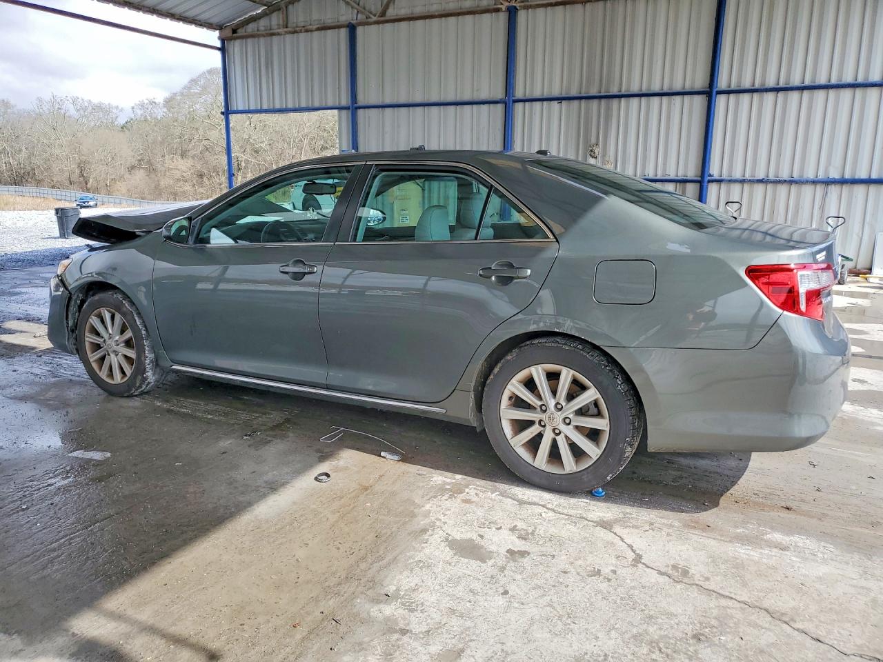 2012 TOYOTA CAMRY XLE photo 4