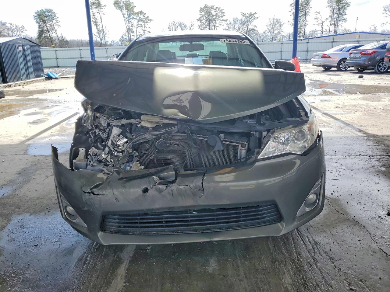 2012 TOYOTA CAMRY XLE photo 13