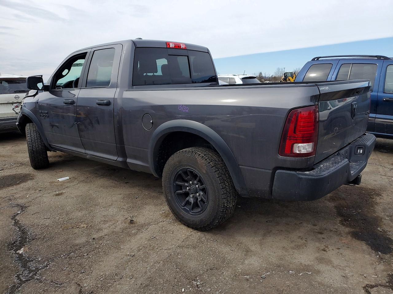 2022 RAM 1500 CLASSIC SLT photo 4