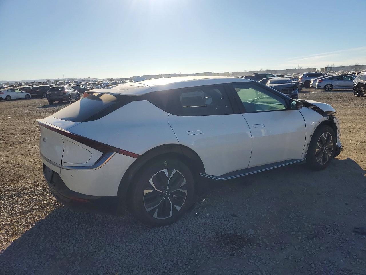2024 KIA EV6 WIND photo 7