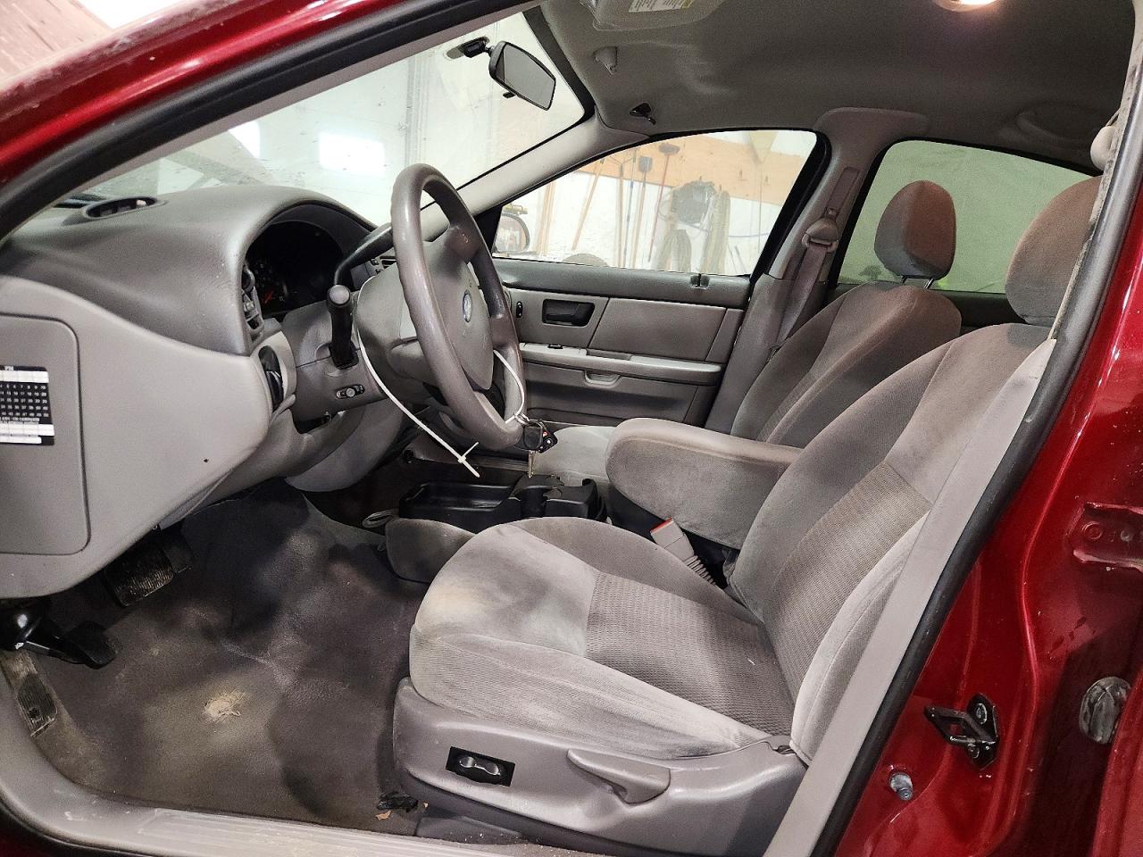 2004 FORD TAURUS photo 19