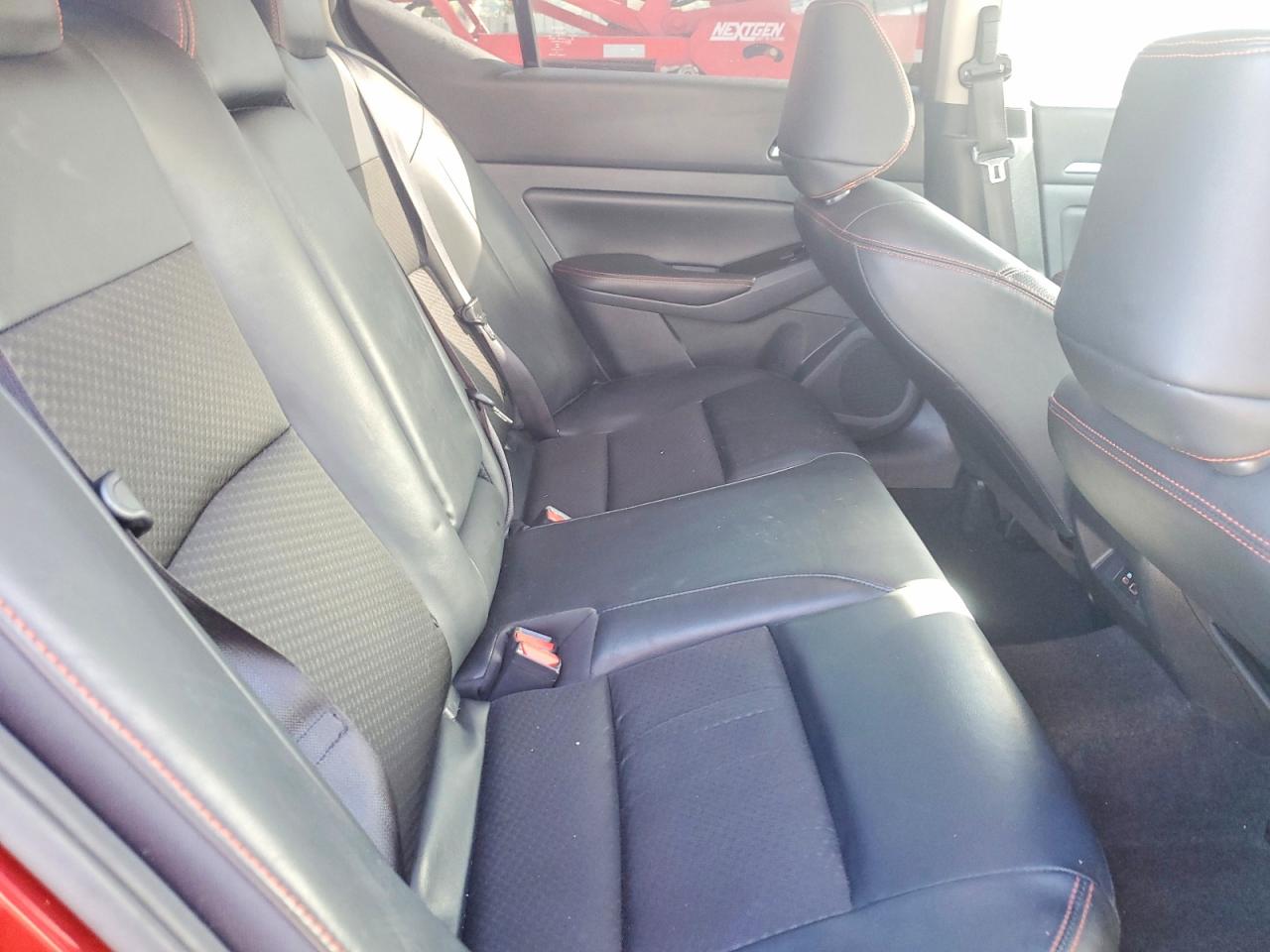 2024 NISSAN ALTIMA 2.5 SR photo 10