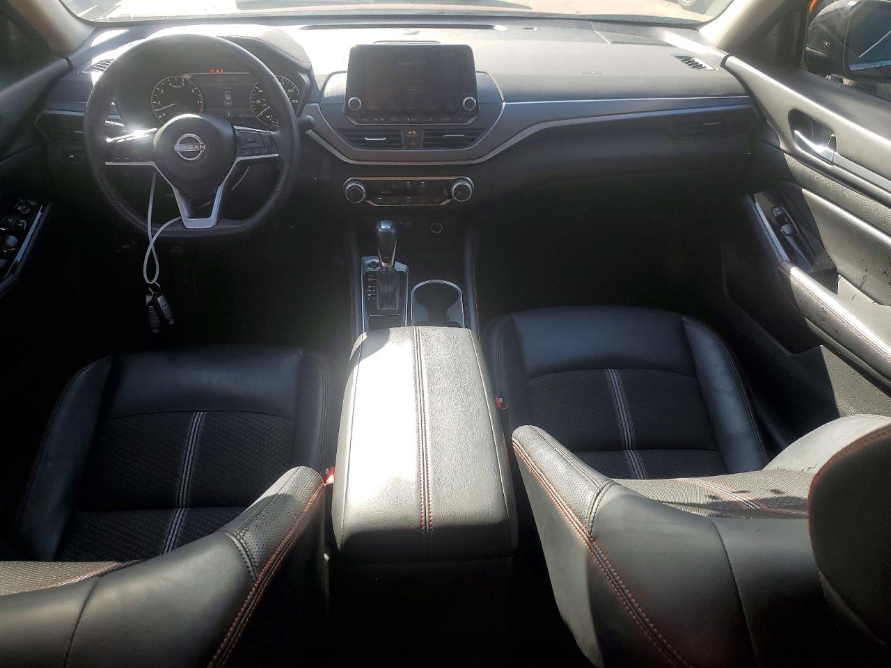 2024 NISSAN ALTIMA 2.5 SR photo 8