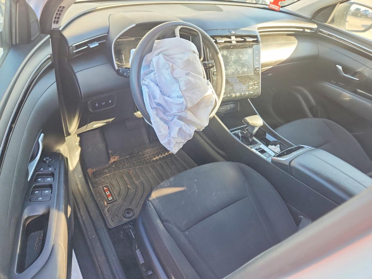 2024 HYUNDAI TUCSON SEL photo 15