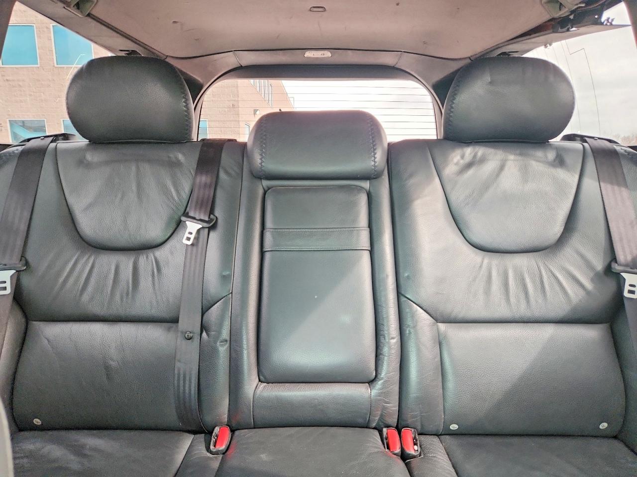 2006 VOLVO XC70 photo 28