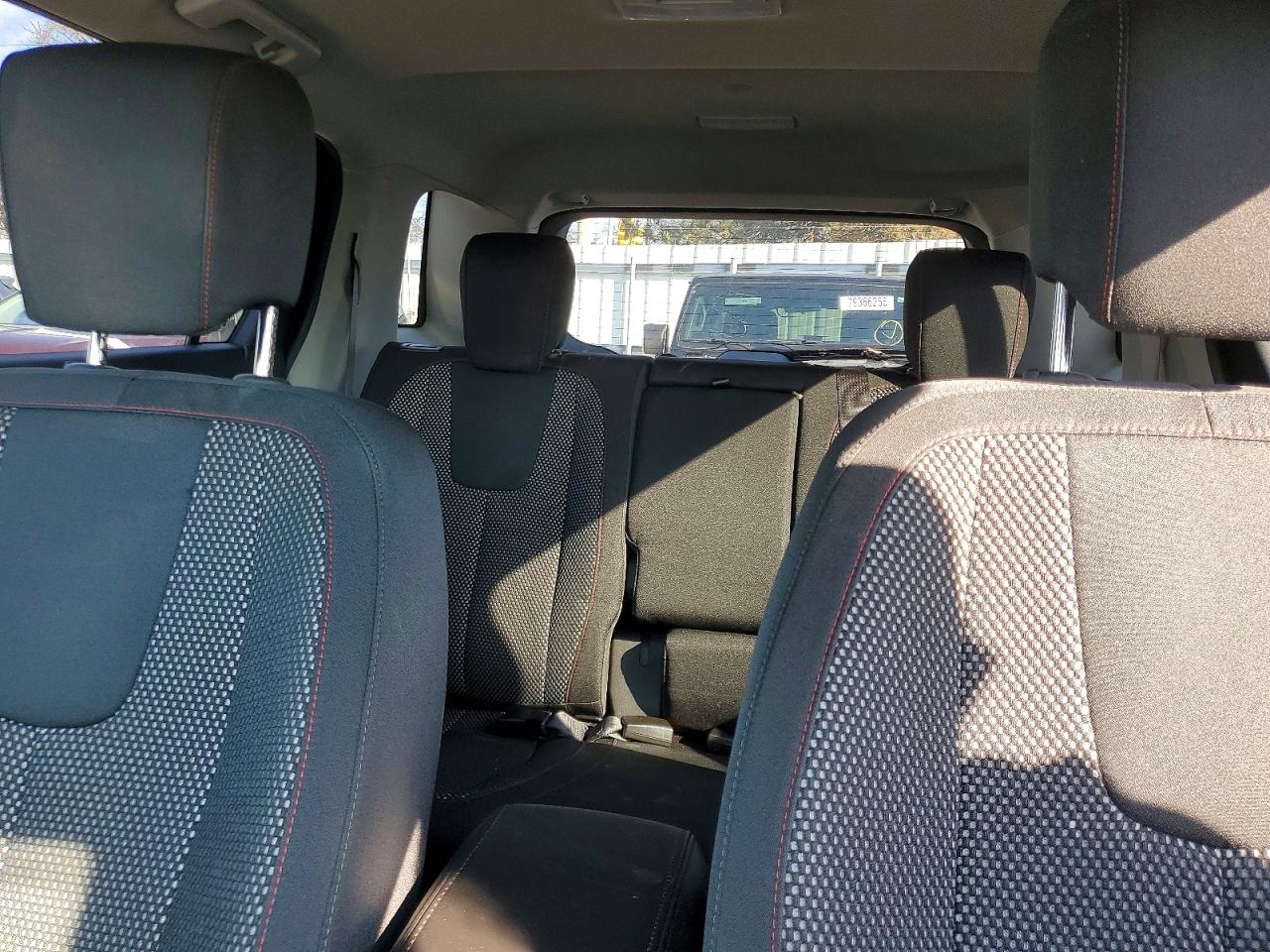 2017 GMC TERRAIN SLE photo 19