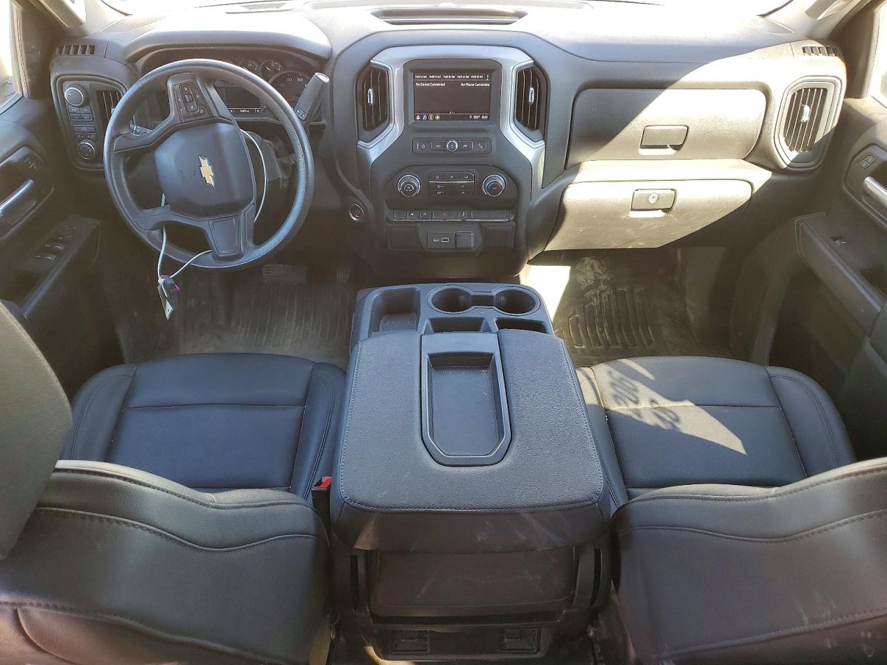 2024 CHEVROLET SILVERADO K1500 photo 22