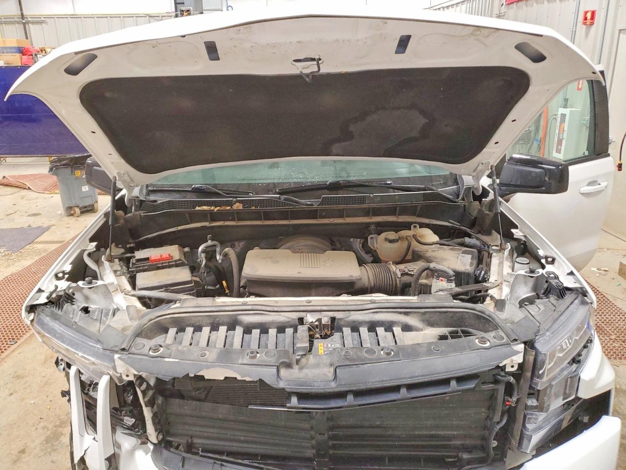 2020 CHEVROLET SILVERADO K1500 RST photo 31