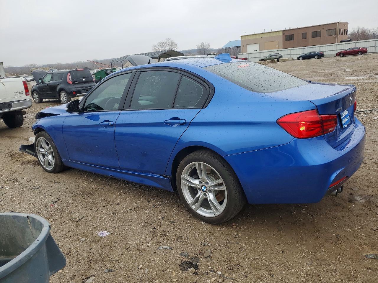 2017 BMW 330 XI photo 3