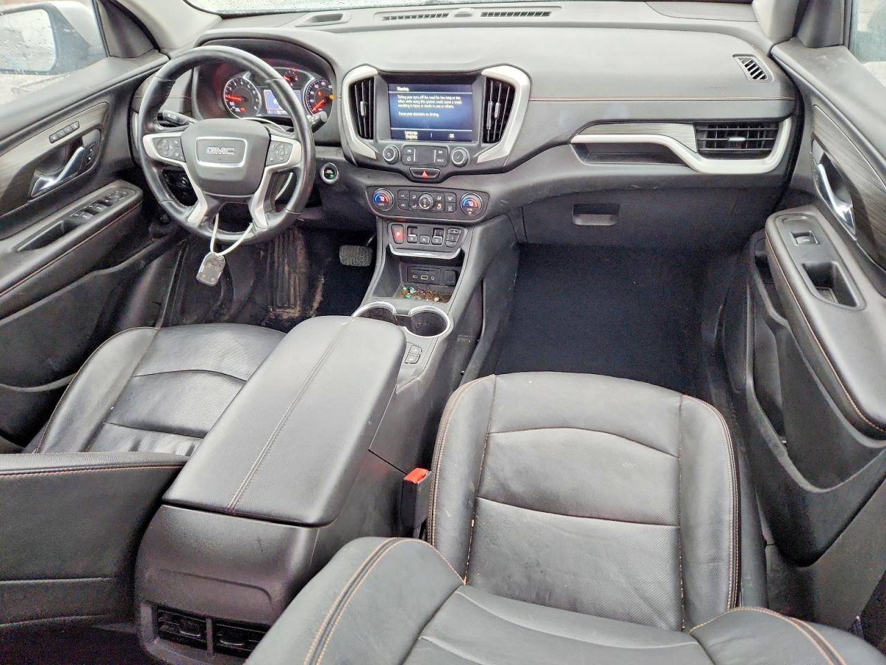 2020 GMC TERRAIN SLT photo 8