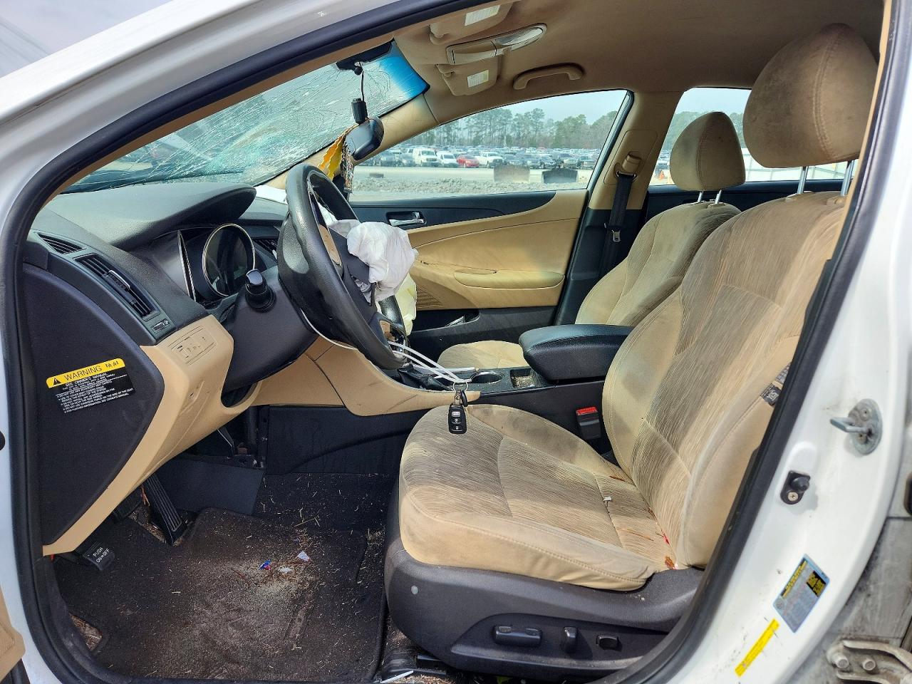 2012 HYUNDAI SONATA GLS photo 13