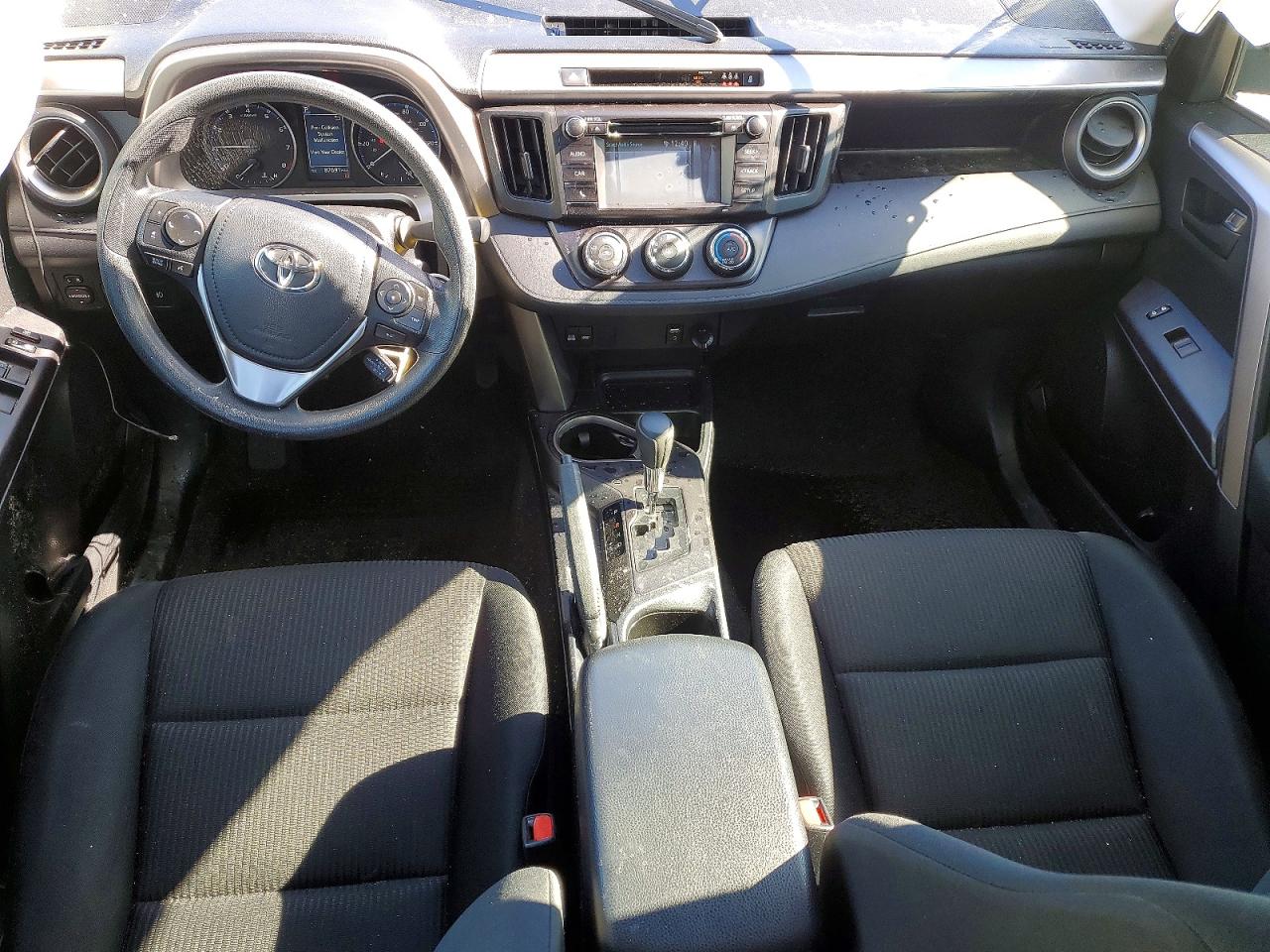 2018 TOYOTA RAV4 LE photo 22