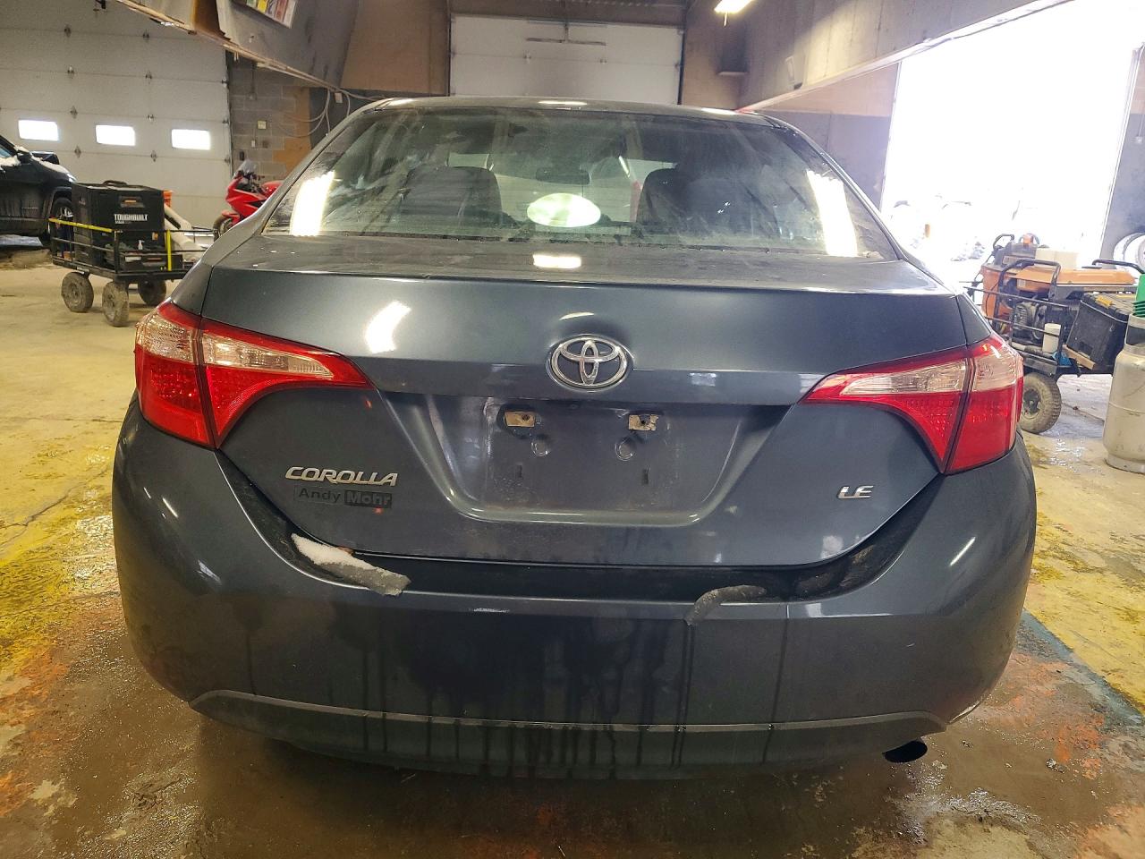 2017 TOYOTA COROLLA LE photo 11