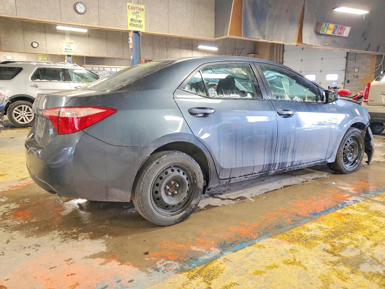 2017 TOYOTA COROLLA LE photo 5