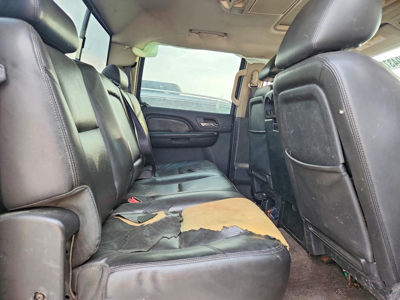 2012 GMC SIERRA K2500 DENALI photo 19