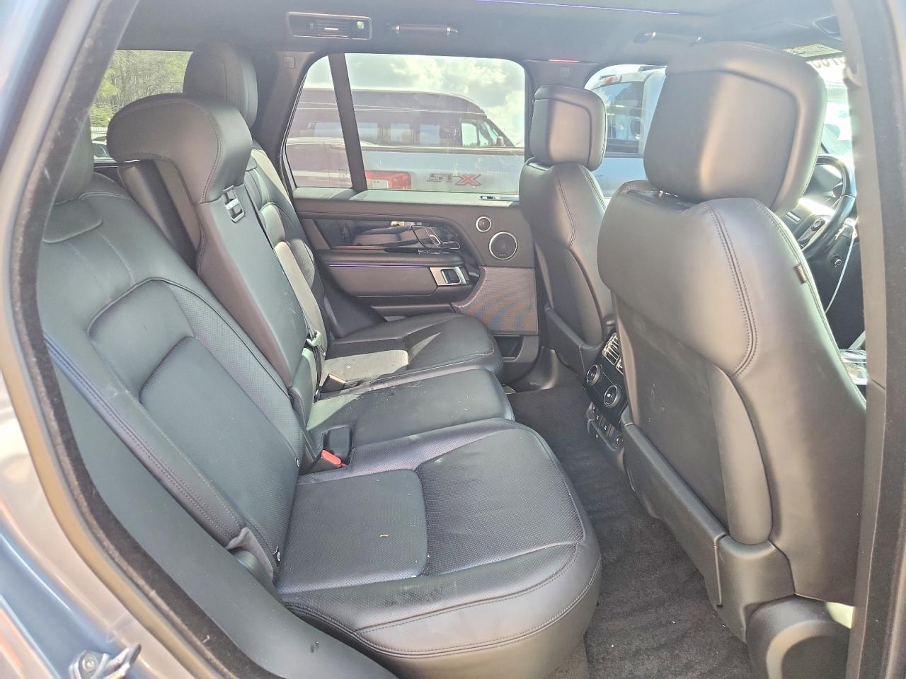 2021 LAND ROVER RANGE ROVER HSE WESTMINSTER EDITION photo 10