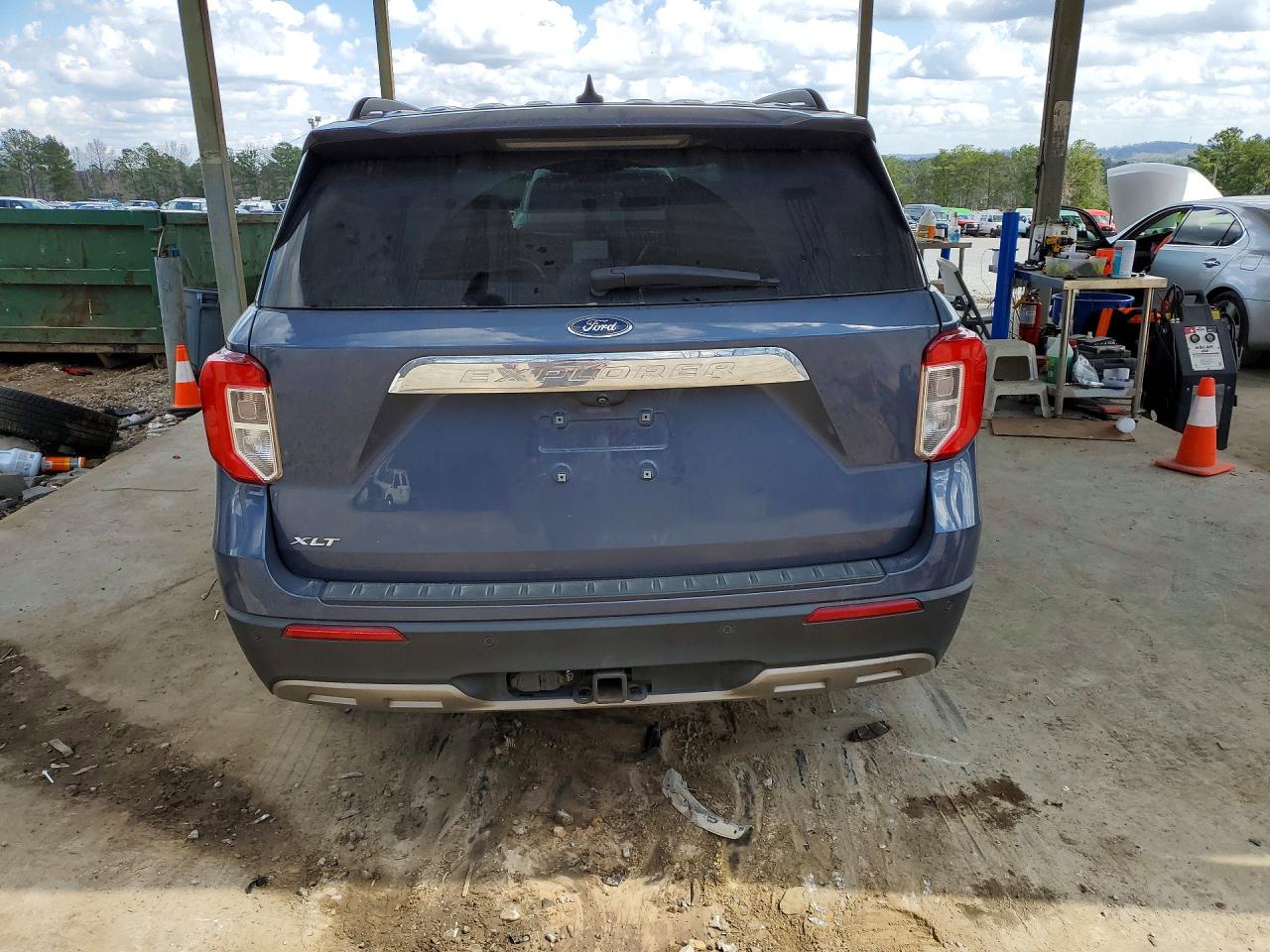 2021 FORD EXPLORER XLT photo 6