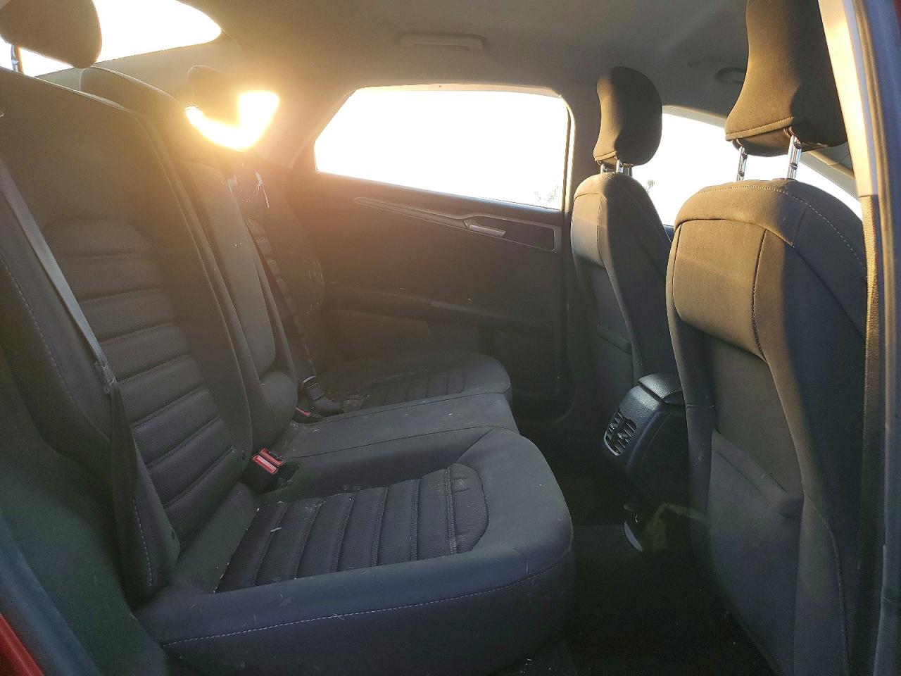 2019 FORD FUSION SE photo 10