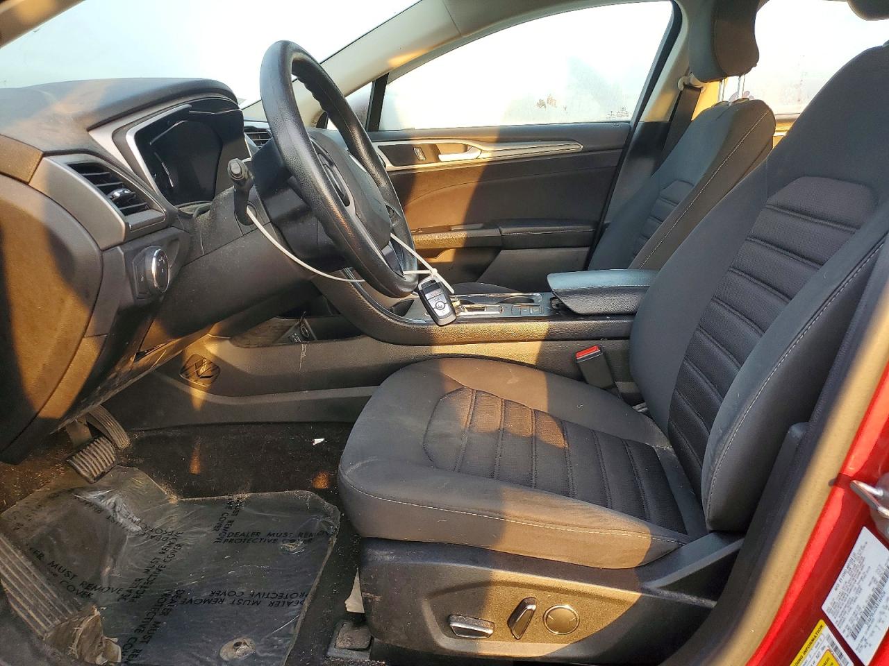 2019 FORD FUSION SE photo 7