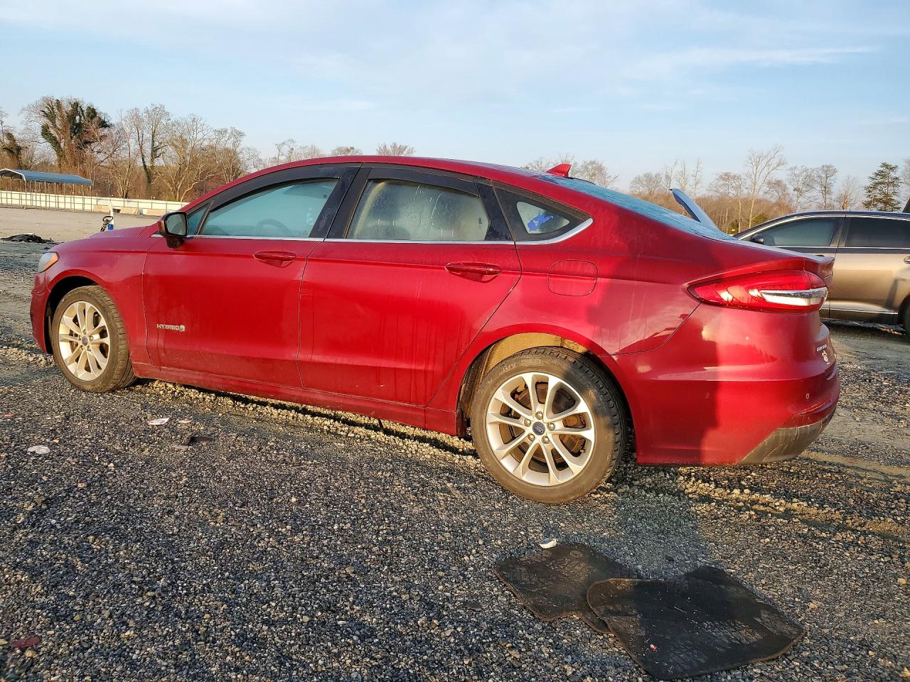 2019 FORD FUSION SE photo 2