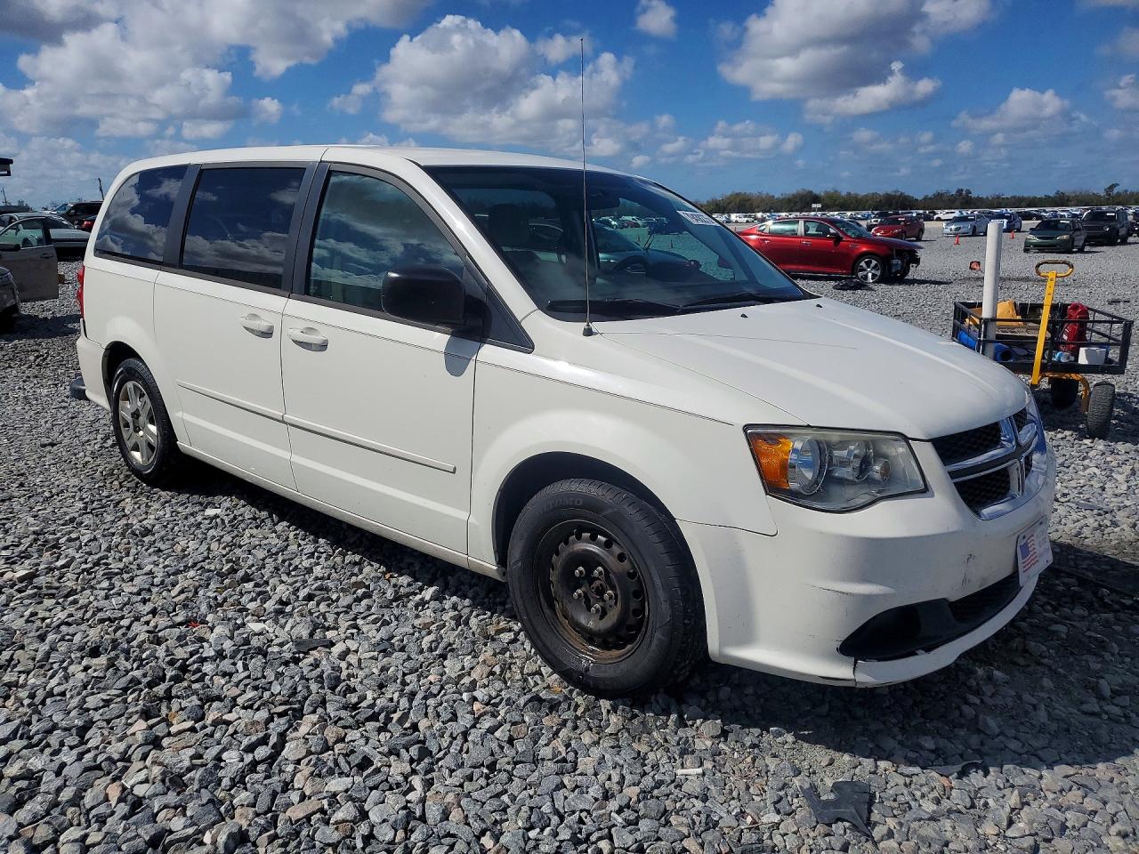 2011 DODGE GRAND CARAVAN EXPRESS photo 4
