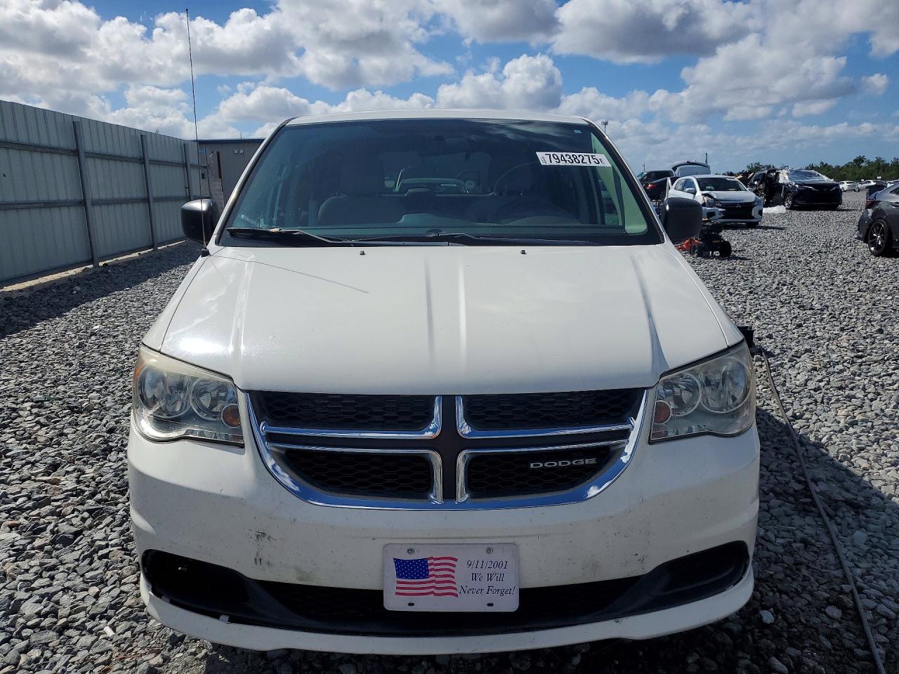 2011 DODGE GRAND CARAVAN EXPRESS photo 5