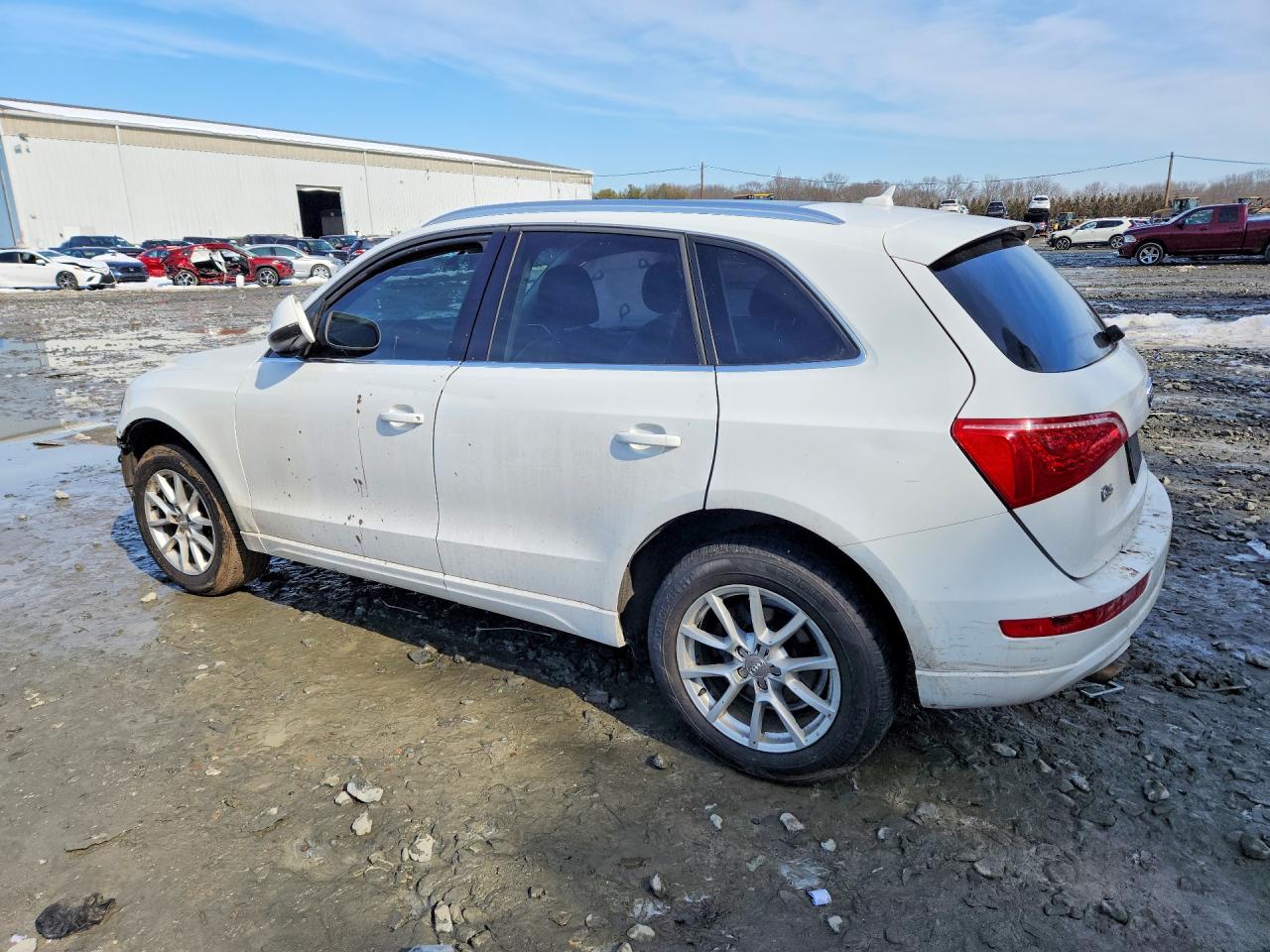 2012 AUDI Q5 PREMIUM photo 3