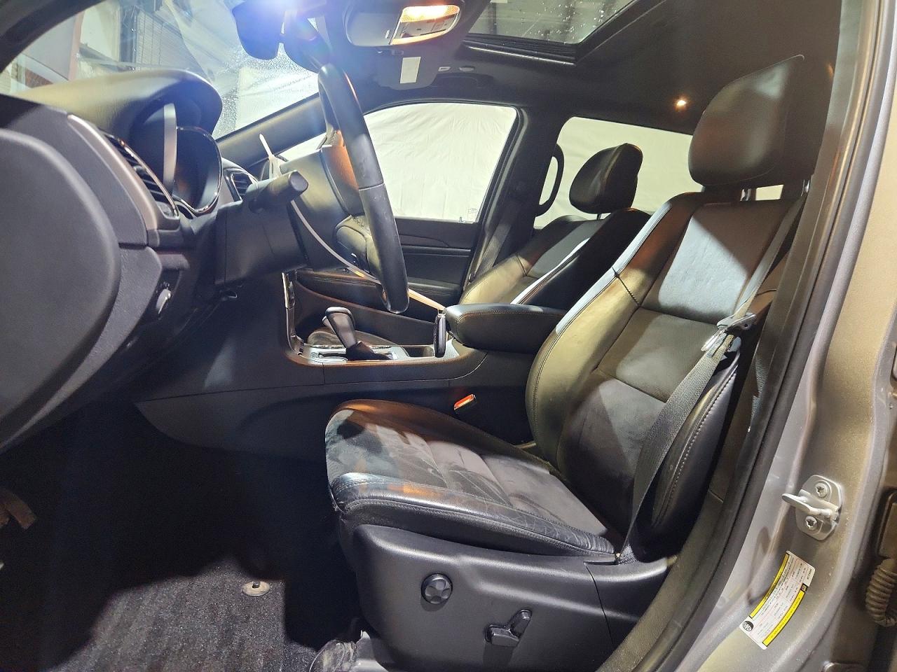 2019 JEEP GRAND CHEROKEE LAREDO photo 7