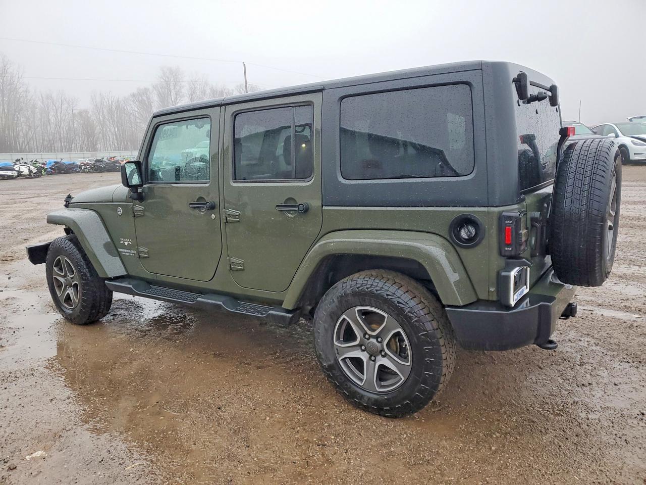 2016 JEEP WRANGLER UNLIMITED SAHARA photo 4