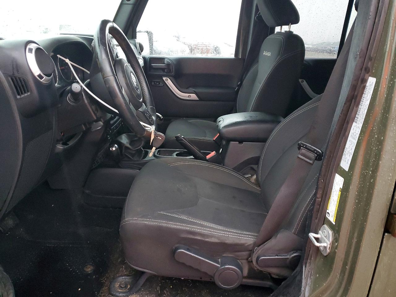 2016 JEEP WRANGLER UNLIMITED SAHARA photo 19
