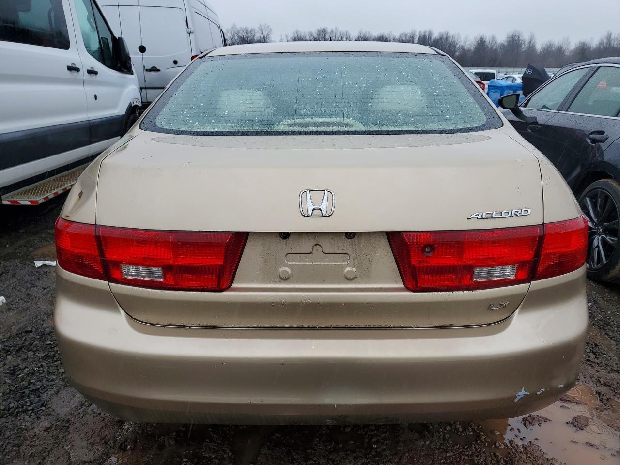 2005 HONDA ACCORD LX photo 11