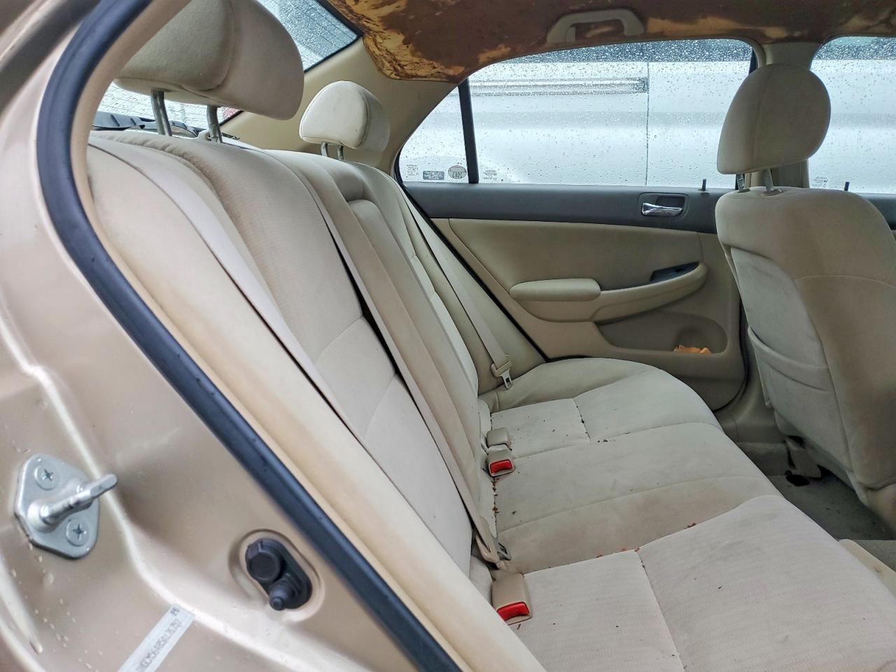 2005 HONDA ACCORD LX photo 19