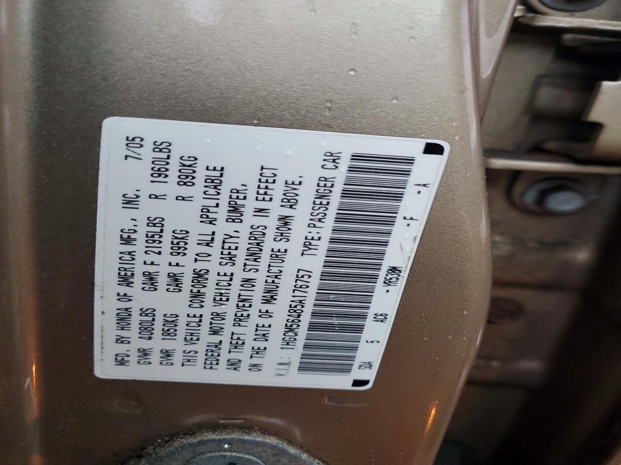 2005 HONDA ACCORD LX photo 23