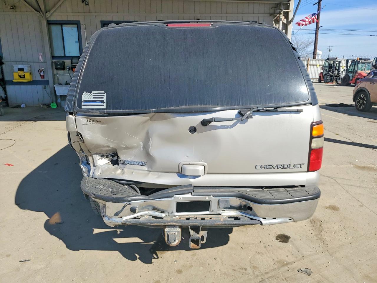 2004 CHEVROLET SUBURBAN C1500 photo 11