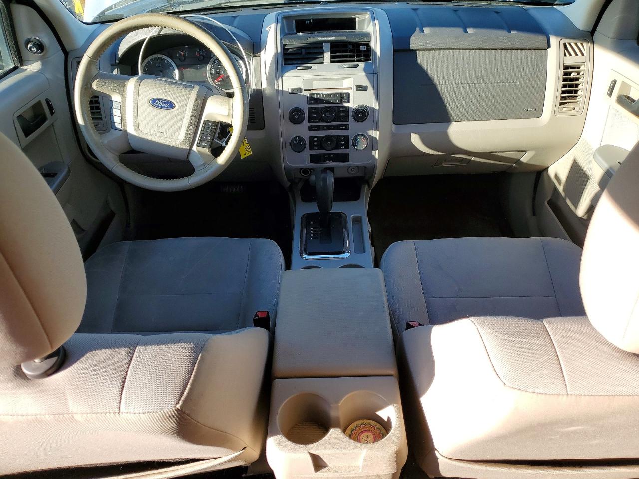 2011 FORD ESCAPE XLT photo 22