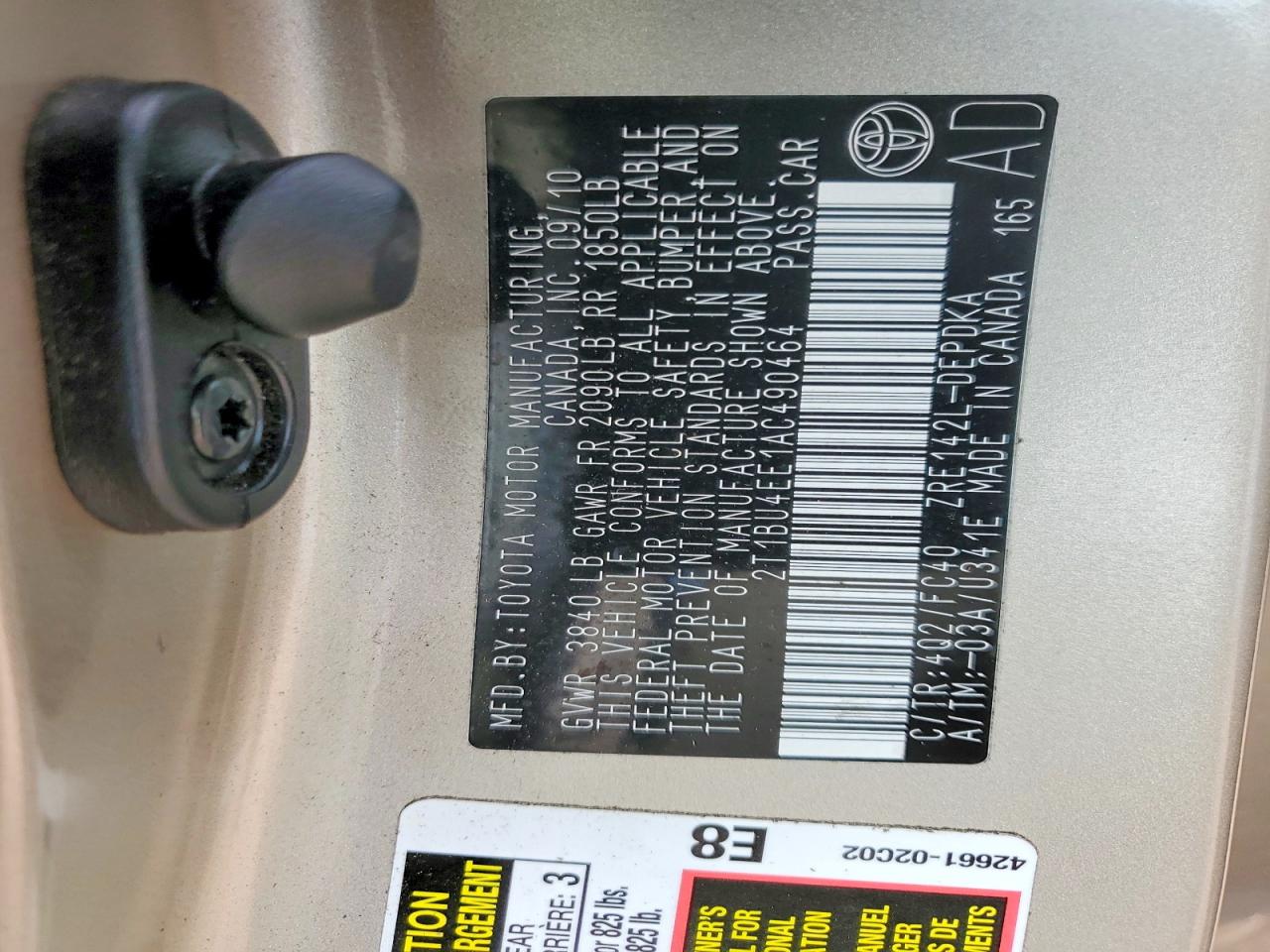 2010 TOYOTA COROLLA LE photo 12